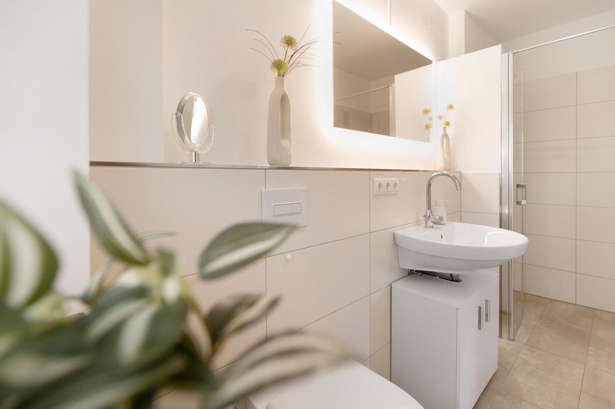 Seezeit, Ferienhaus Bis Zu 6 Personen, 500 Meter Zum Wasser, Mit Garten Hüde Zewnętrze zdjęcie