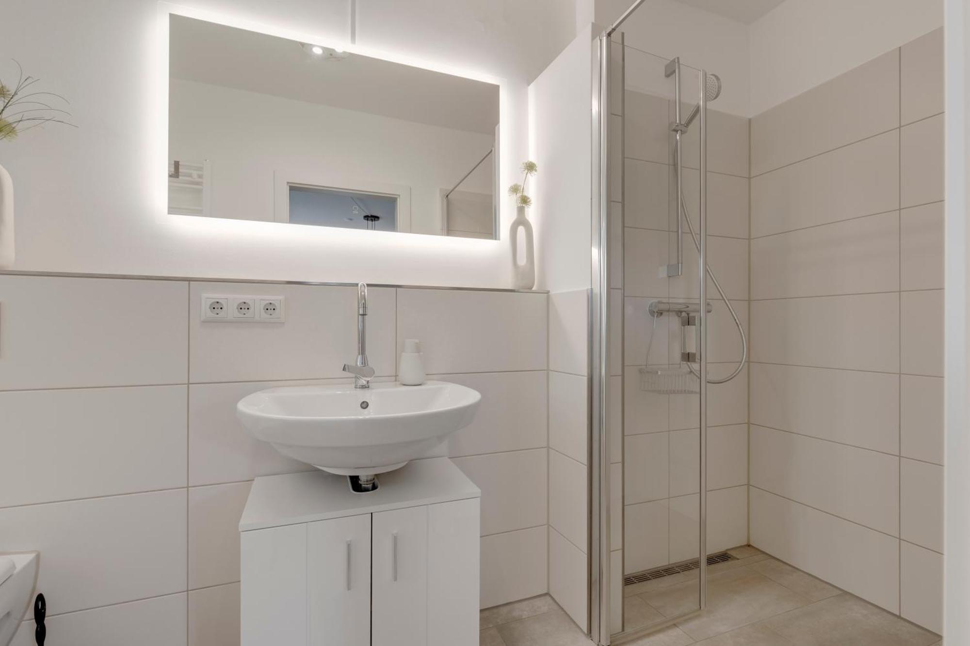 Seezeit, Ferienhaus Bis Zu 6 Personen, 500 Meter Zum Wasser, Mit Garten Hüde Zewnętrze zdjęcie
